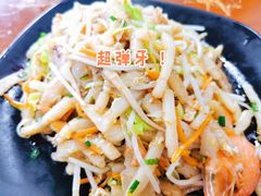 海鲜炒年糕-台州老六海鲜面馆(上南总店)
