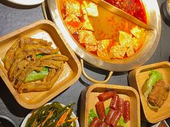 -九鼎轩脆毛肚火锅(南京东路店)