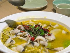 金汤酸菜鱼-吕氏疙瘩汤·新鲁菜(济南万象城店)
