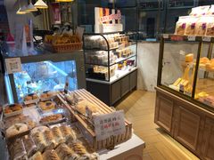 面包甜点陈列柜-BreadTalk面包新语·烘焙蛋糕(高德置地春广场店)