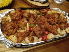 -老东镇啤酒屋海鲜加工·蒸汽海鲜·海鲜烧烤(台东店)