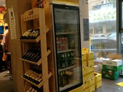 -喝丢一只鞋辣炒海鲜小烧烤(三八广场店)