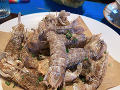 -臻鲜燕海鲜融合餐厅(金陵style店)