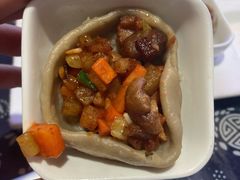 坝上莜面王-王村姑老土炕莜面村(桥东店)