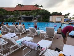 -Rizzan Sea Park Hotel Tancha Bay室内游泳池