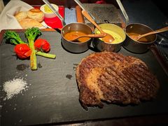 -弦月窗LUNETTE BY AMANDA(复兴路店)