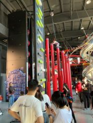 -零重力潮玩运动工厂·蹦床·亲子乐园·(冰山慧谷店)