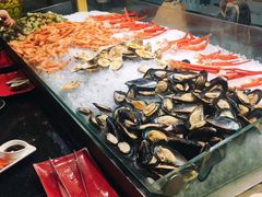 -四海一家自助餐(益田假日广场店)