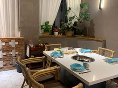 -墨居上隐·院子里火锅(峨眉店)