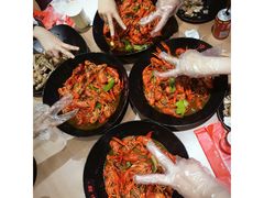 -沪小胖小龙虾(淮海中路旗舰店)