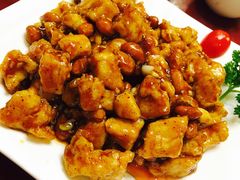 -金牌餐厅·天津菜·八珍豆腐·老爆三(瓷房子店)