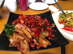 -隔壁老王·家常云南菜(花巷店)