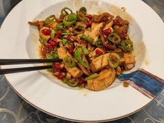 -湖南人家湘菜馆(镇江路店)