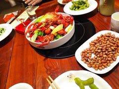 -茸梅路右拐龙虾-农家菜(松江店)