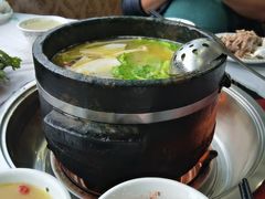 -鲁朗边巴次仁农家石锅