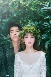 -现代经典婚纱摄影