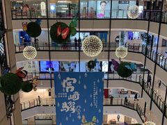 -梅龙镇广场