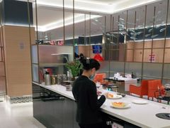 -红鼎豆捞·非遗鲍皇汤火锅(宝丰路店)