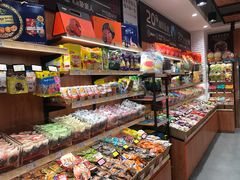 零售区-来伊份(仙霞路五店)