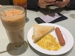 -香港新发烧腊茶餐厅(万象店)
