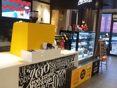 -麦当劳(外高桥DT店)