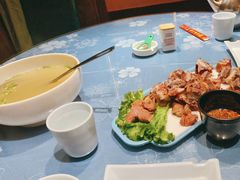 -乔家小院•非遗驴肉•本地小海鲜(滨河路店)
