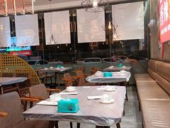 大堂-肥肥虾庄·金牌油焖大虾(汉口城市广场店)