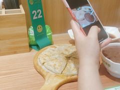 -甲乙饼·北京手工肉饼(西直门凯德茂店)