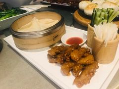 猪颈肉黑醋汁配薄饼-东南里湖景餐厅·新闽菜(浦西万达店)