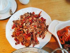 红烧鱼块-深巷家味馆.湖北头牌红烧鱼头拌饭(黄陂店)