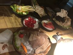 -湊湊火锅·茶憩(杭州湖滨银泰in77店)