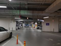 -成都银泰中心-停车场