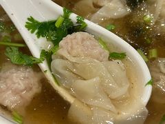 -老谢野馄饨(延安路店)