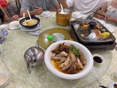 -鹏城人家海鲜酒家·23年老字号(较场尾店)