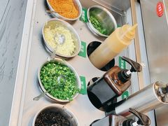 -旧巷口·麻辣大拌·油泼冒菜(上海七宝领展广场店)