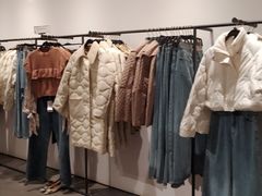 -URBAN REVIVO(西安Momopark店)