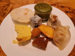 -怡咖啡海鲜自助餐厅(浦东香格里拉店)