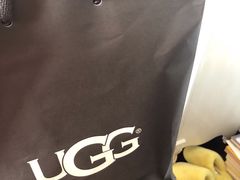 -UGG(燕莎奥特莱斯购物中心店)