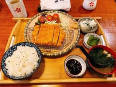 -由紀日本料理·炭火燒肉