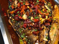 -鸣记脆皮烤鱼·海鲜烤鱼(三八广场店)