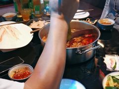 -唯爱KTV聚会餐厅(仙林东城汇店)