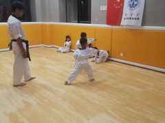 -小小特工运动馆(宝山三邻桥中心)