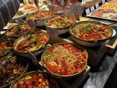 -雍容荟帝王蟹活龙虾展台自助(IFS黑金店)