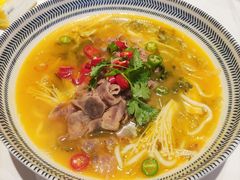 酸汤肥牛捞面-红城阁·上海味道(四平路店)