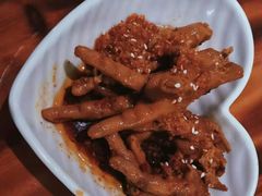 辣卤鸡爪-马头巷·食景园(苏州总店)