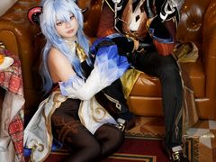 -米游妙妙屋cosplay换装自拍摄影体验馆