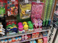 -全家便利店(沪南公路店)