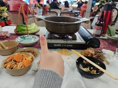 -刘姐啤酒鱼民族演艺餐厅(西街总店)