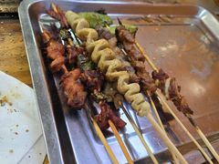 -哈尔滨小酒馆·鲜肉现穿自助烧烤(康新花园店)