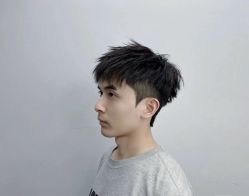 -初心HAlRSALON烫染接发